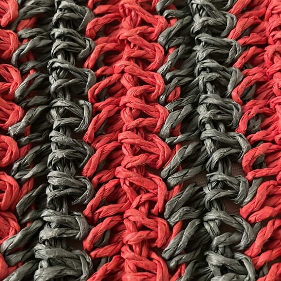 Women’s Clutch - Picture 8 of 8